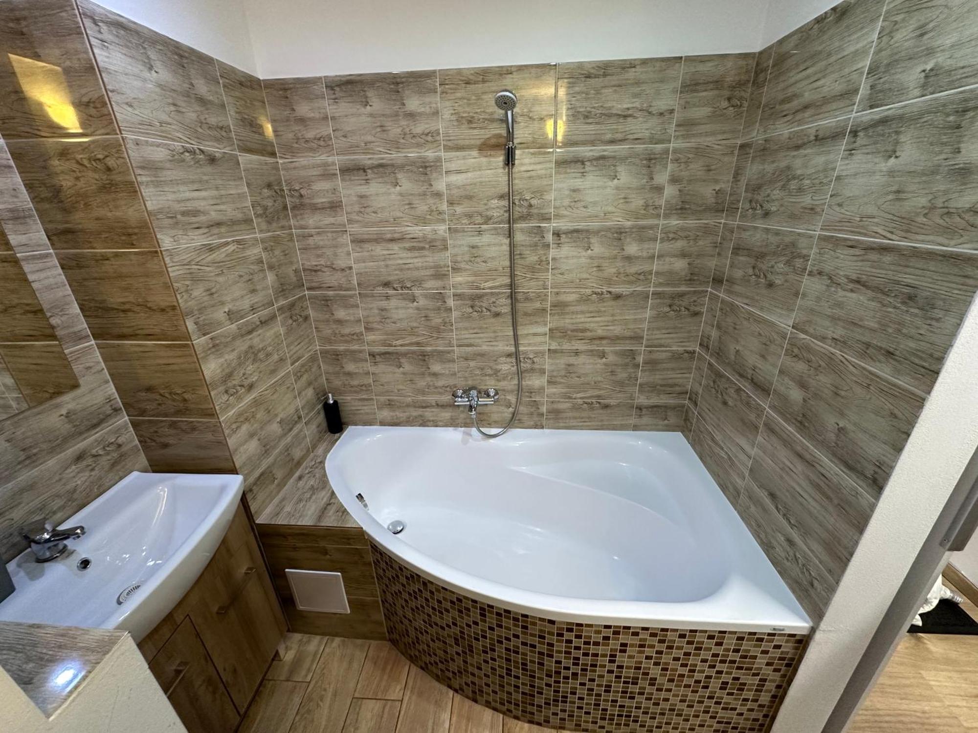 Apartman Bb-Centrum1 Banská Bystrica Esterno foto